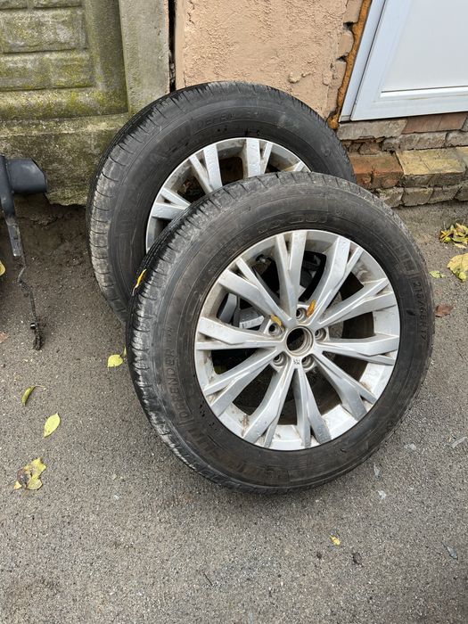 Фольцваген тігуан 2020р R-17 215/65