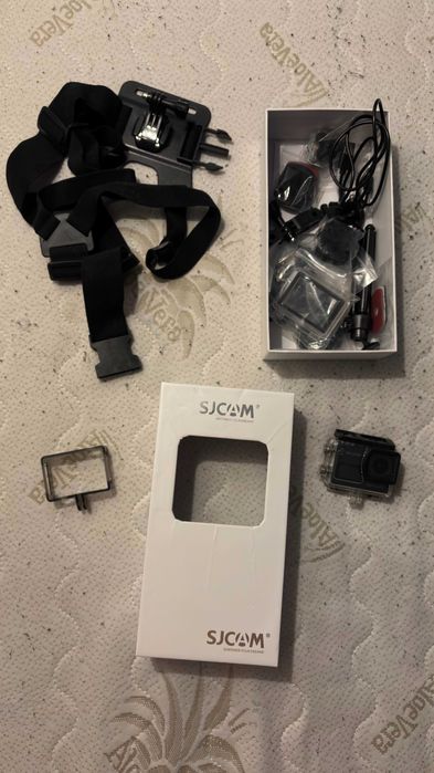 Kamera sportowa SJCAM SJ6 Legend z zestawem akcesoriów