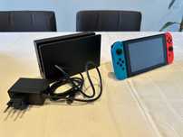 Nintendo Switch V1 + comando com fios + bolsa