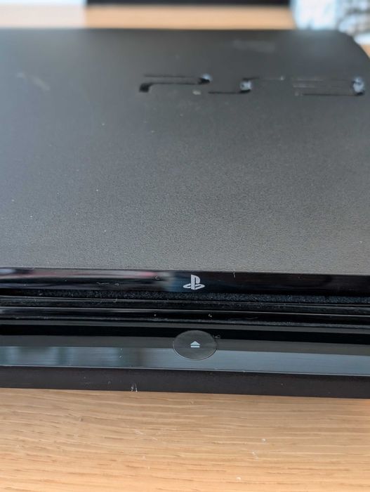 PS3 - Pack Consola+8 Jogos