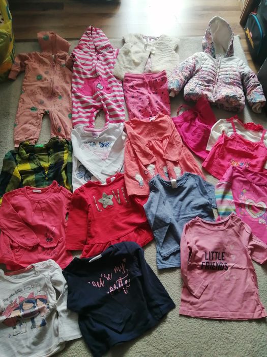 Paka ubranek dla dziewczynki roz 80/86 razem 50szt