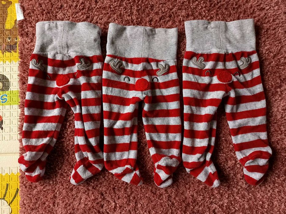 Super welurowe spodenki ze stópkami roz. 50 świąteczny motyw