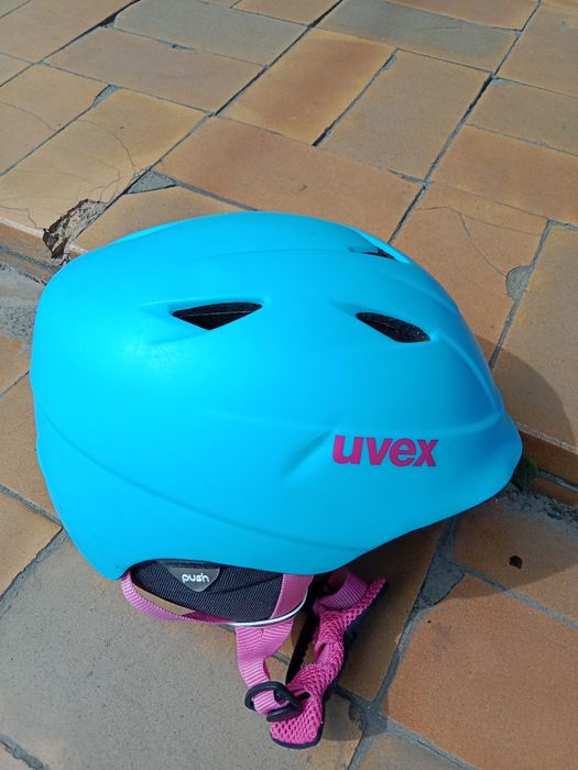 Продаю шлем в отличном состоянии.