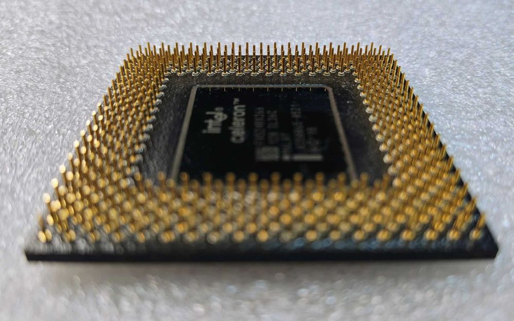 Procesor Intel Celeron 366MHz Socket 370 chłodzenie Stan BDB Retro