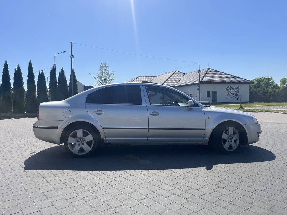 Skoda superb |ważne opłaty|2.8V6|LPG|niezawodny|