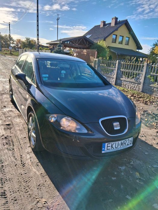 Sprzedam samochód osobowy Seat Leon 2