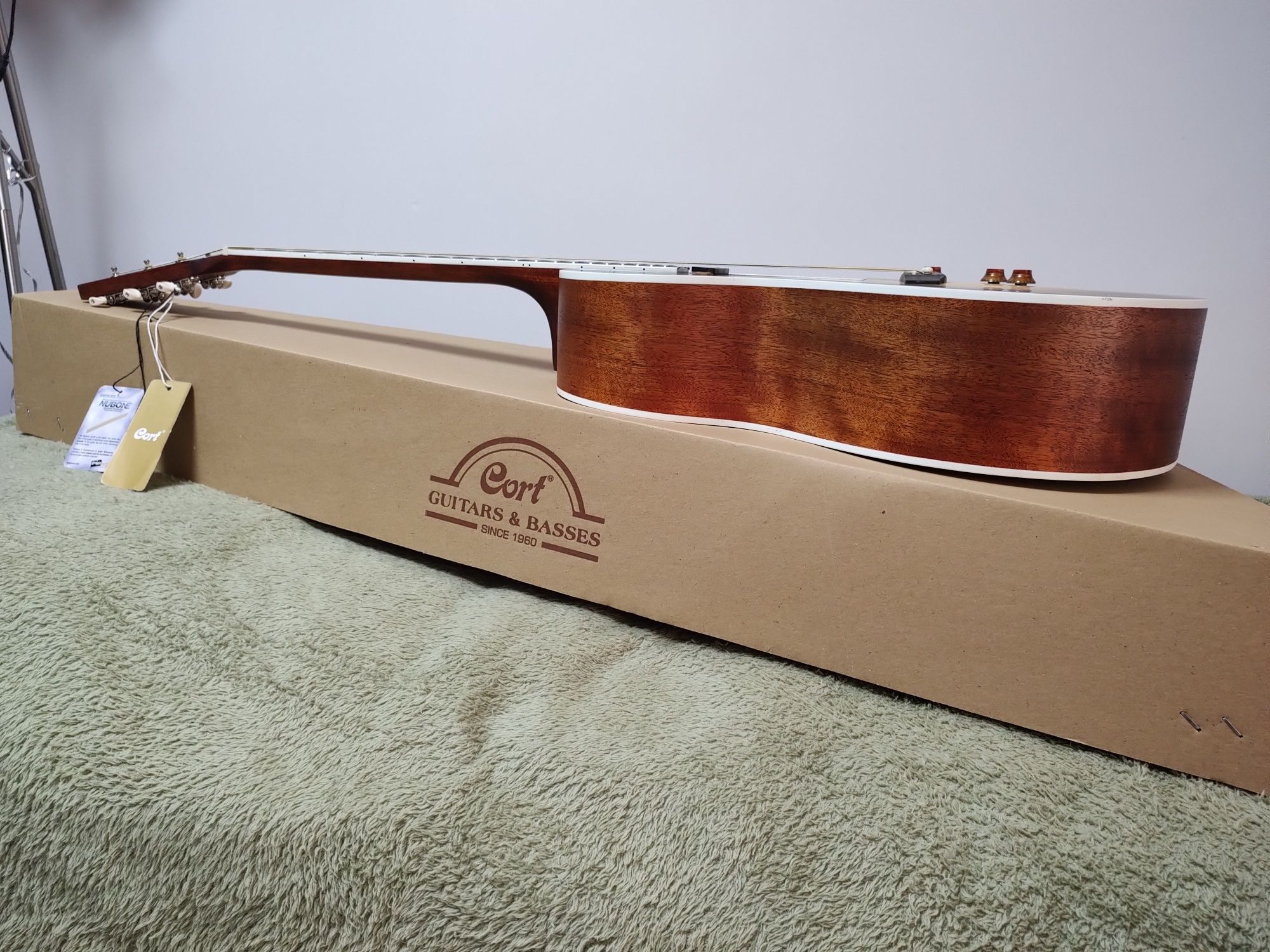 NOWA Cort CJ RETRO VSM gitara elektroakustyczna Piękne Jumbo !!