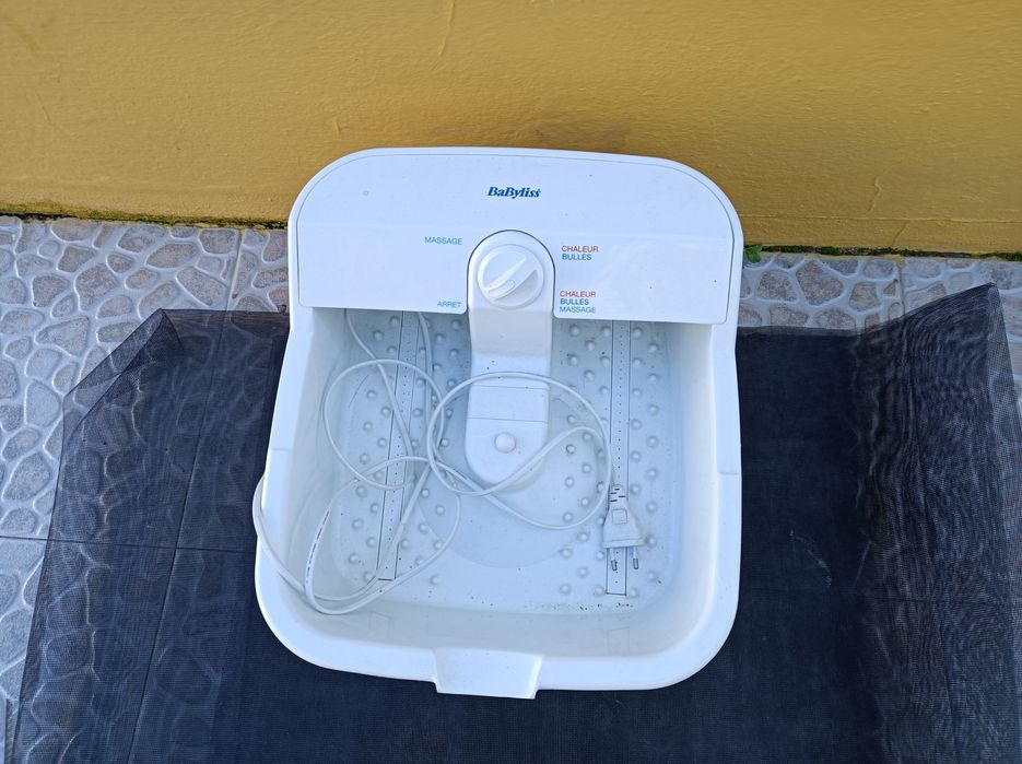 Massajador de pés impecável