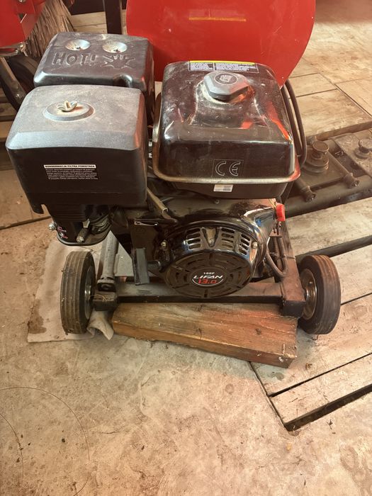 Rębak na Wom i silnik spalinowy Rs 120+Wom