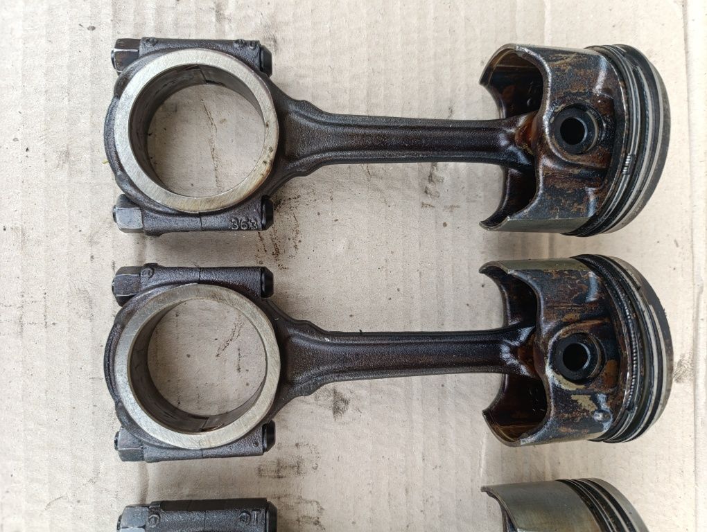Шатун шатуни 1.4 1.6 Benzin Peugeot 207 206 Pertner Berlingo
