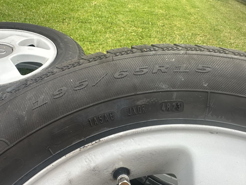 Felgi 15 cali 5x100 razem z oponami zimowymi