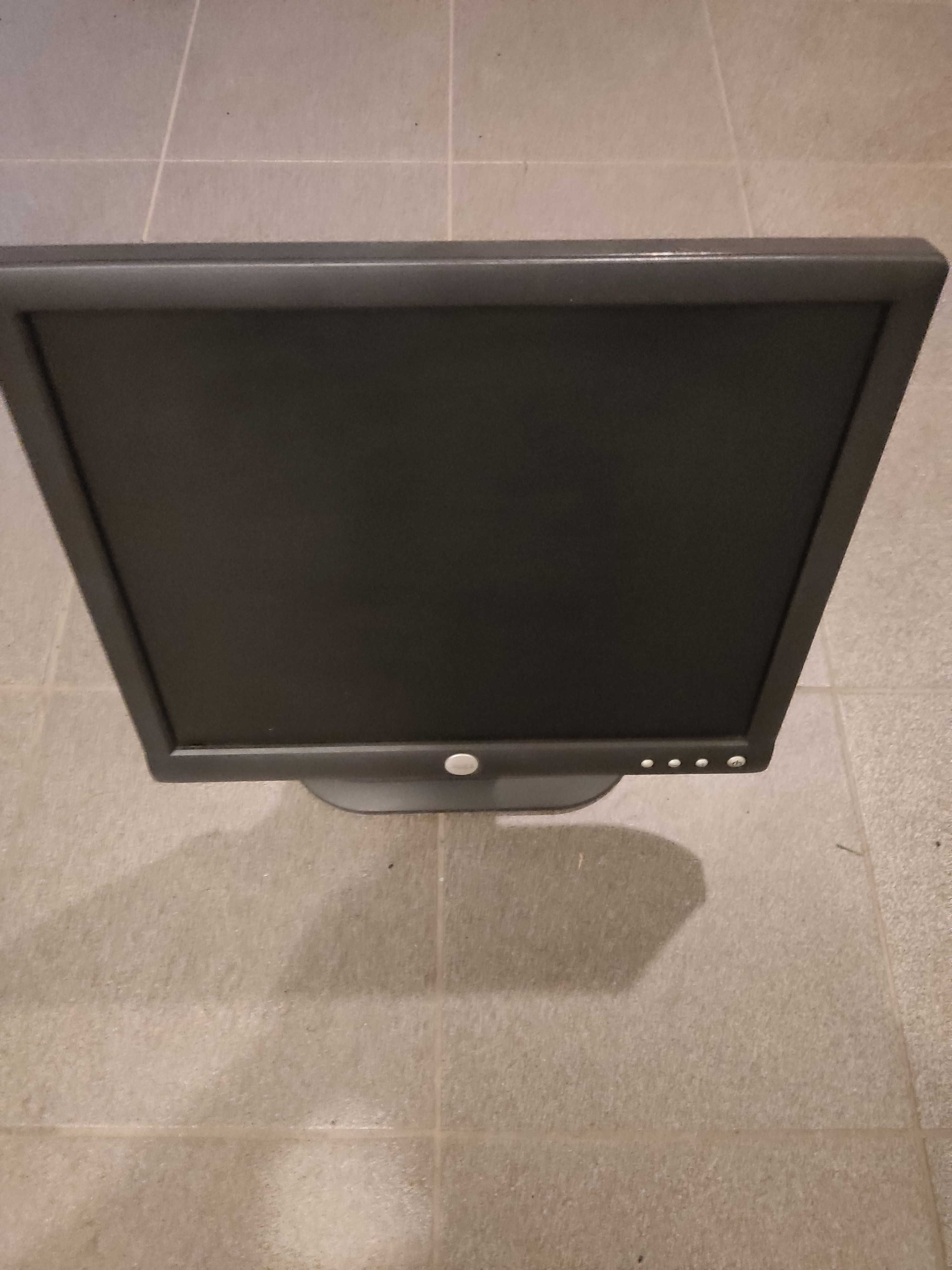 Monitor Dell 17 cali