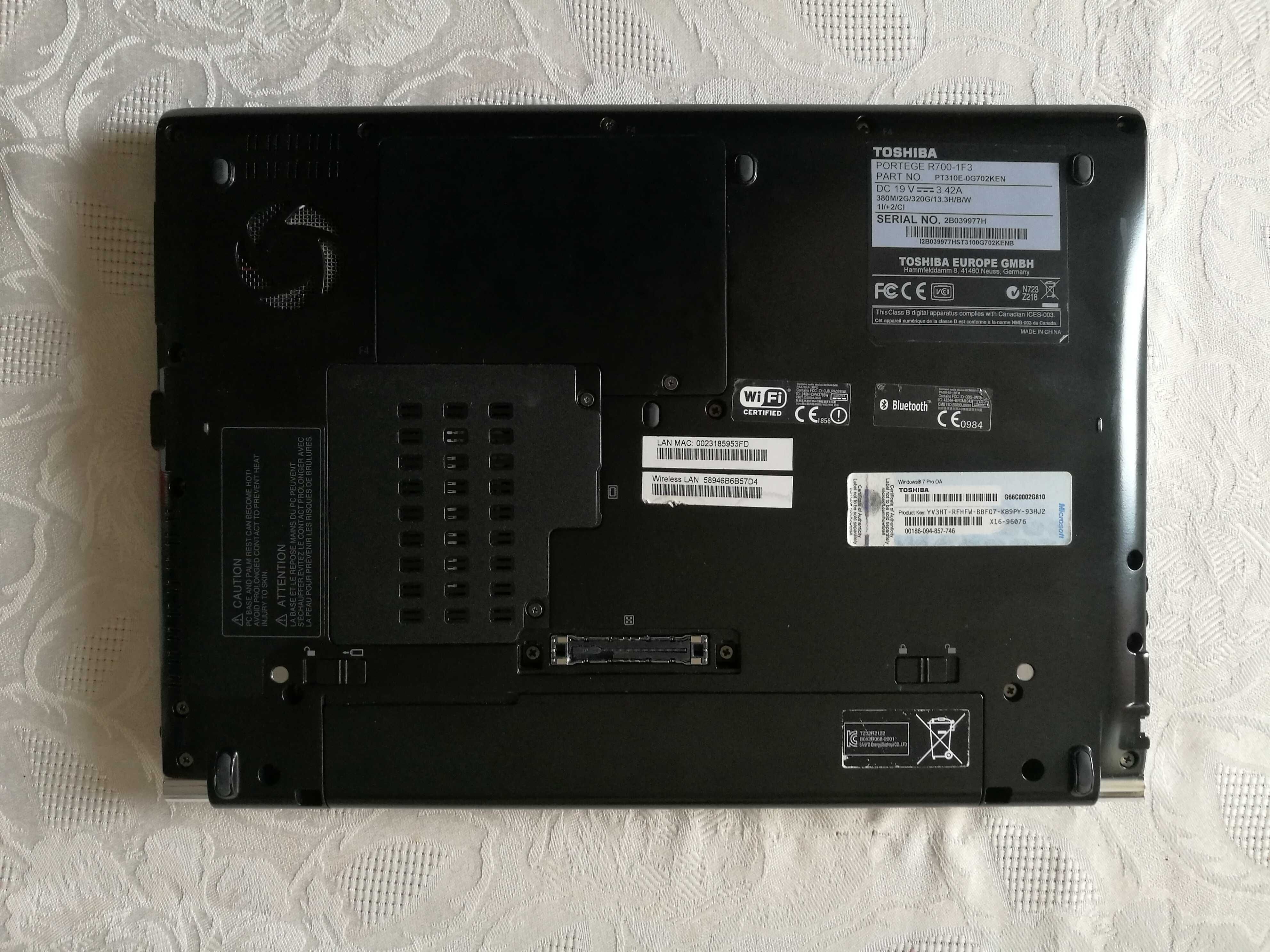 TOSHIBA Portege R700