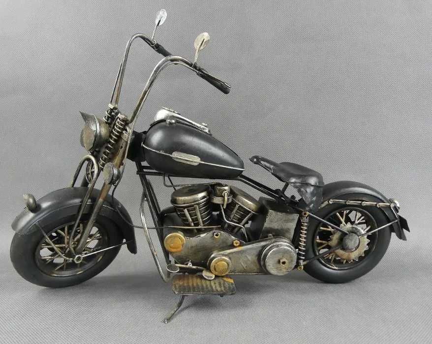 Metalowy MOTOCYKL czarny retro replika pojazd 39 cm motor