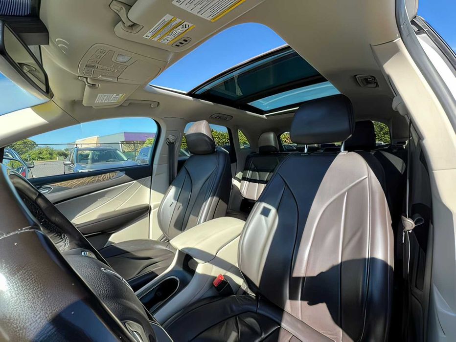 Lincoln MKC      2019