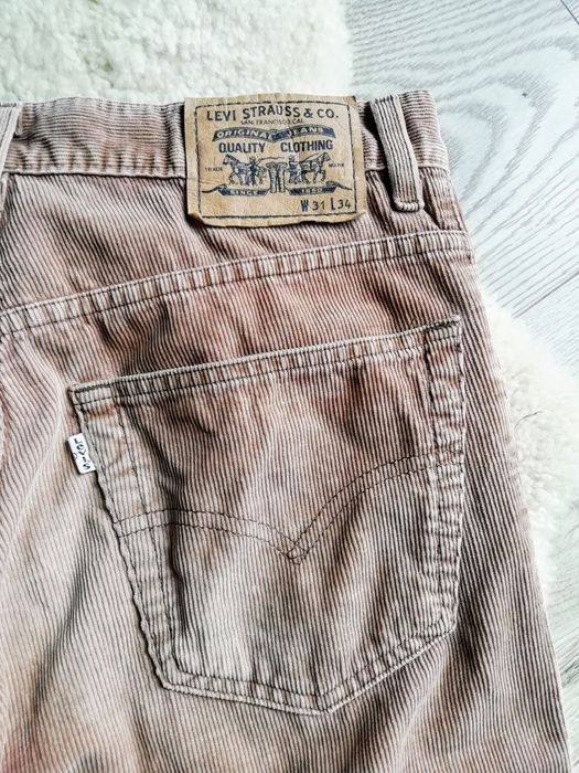 Sztruksy męskie beżowe klasyczne Vintage Levi's W31L34 M