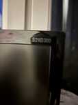 Konsola ps 4 + monitor samsung 24 cale+ ok35 perelek