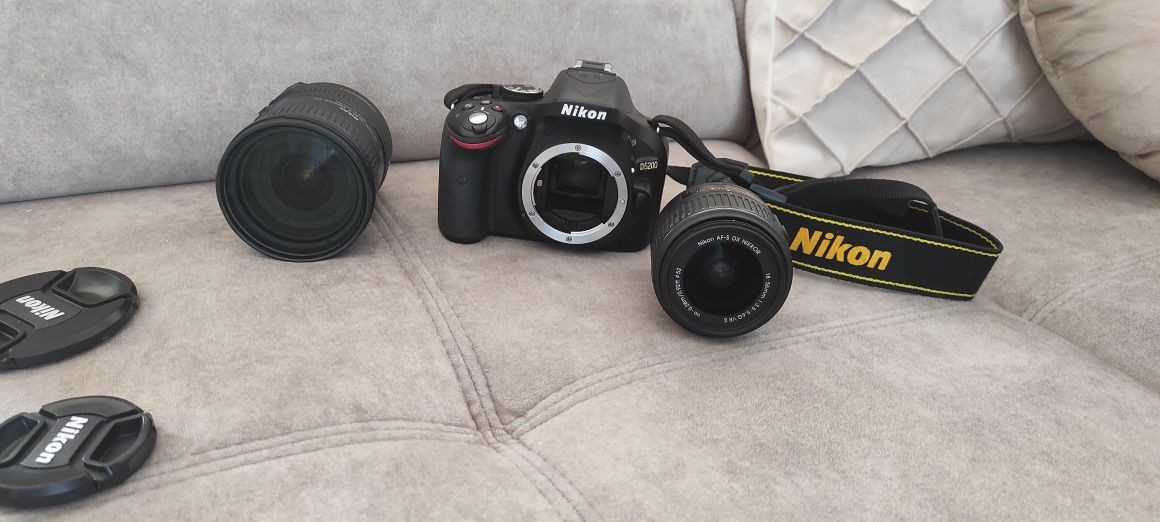 Nikon d5200 dwa obiektywy