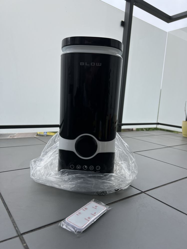 Nawilżacz powietrza BLOW H-04 – stan bardzo dobry