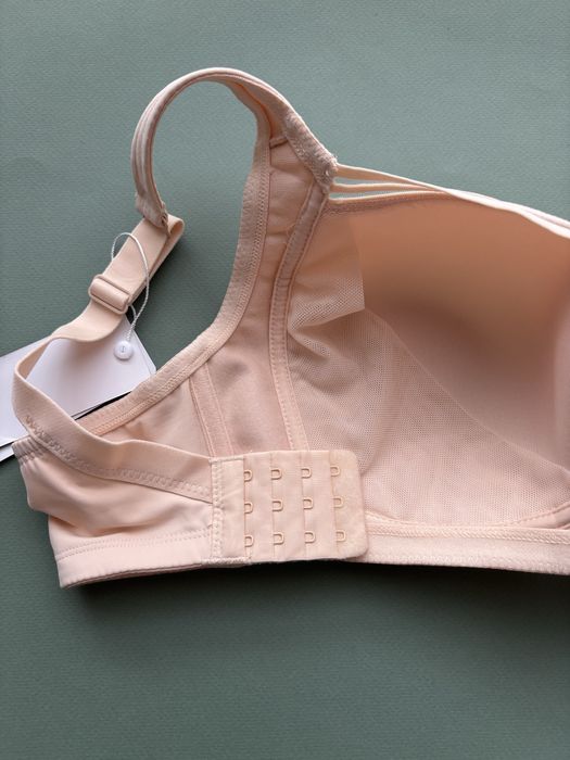 Бюстгалтер спейсер без кісточок , 80D E F, 85D,85F, 90Е