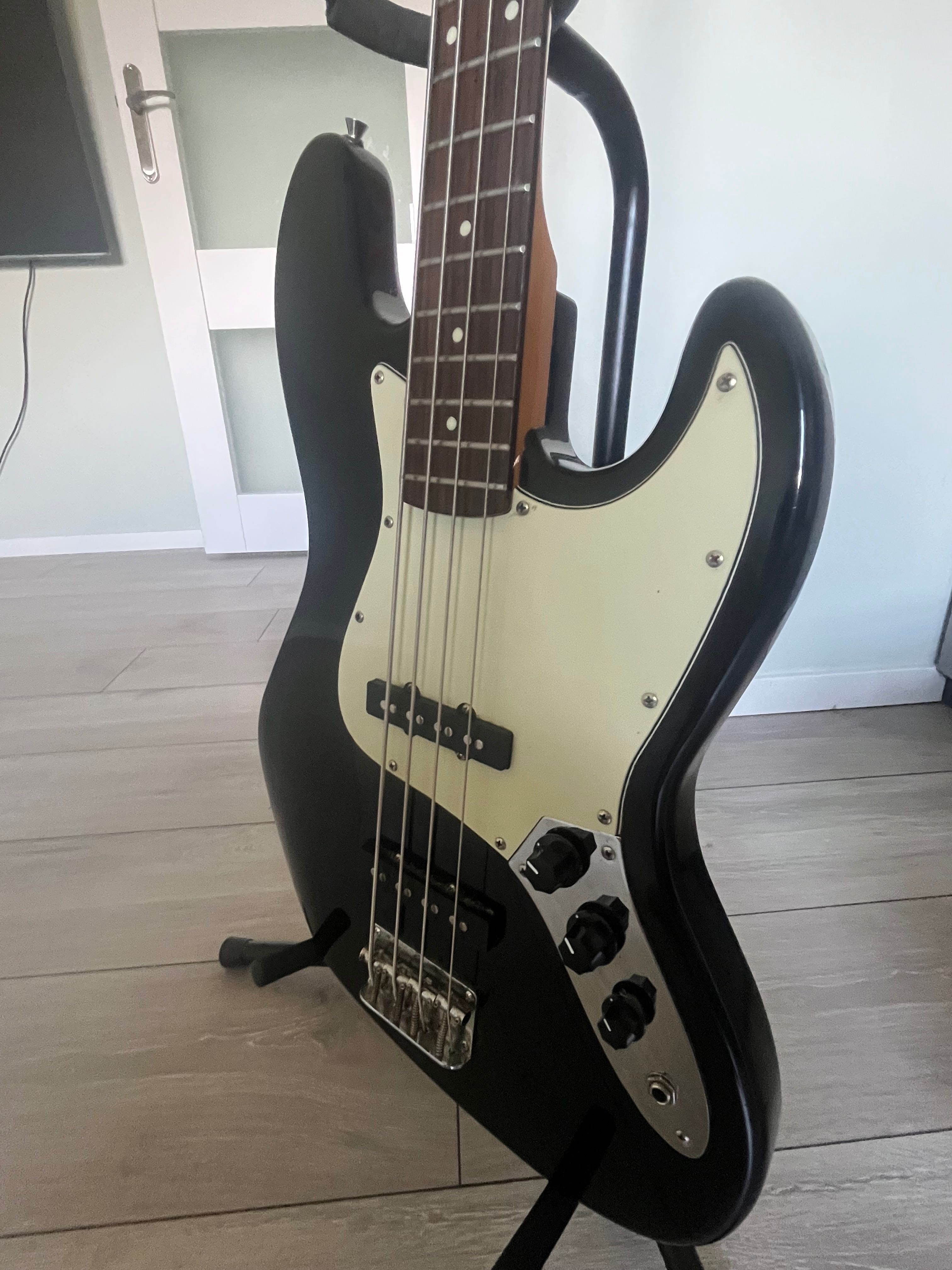 jazz bass gitara