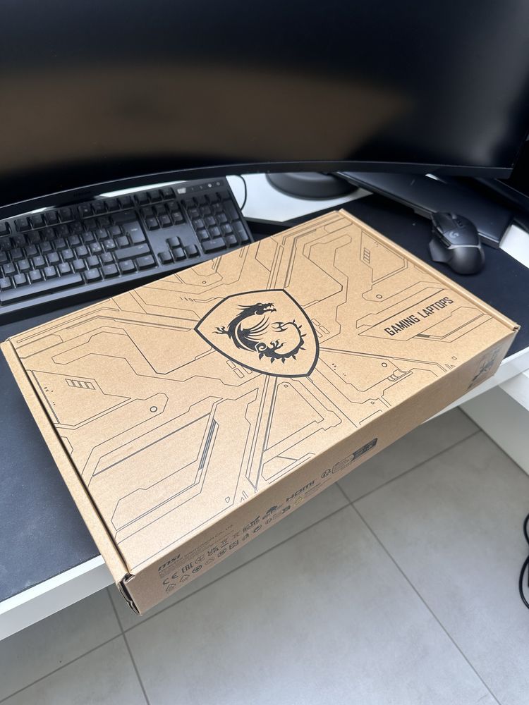 MSI Katana 15 B13VGK Laptop Gamingowy i9 RTX 4070