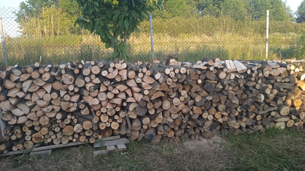 Drzewo Opałowe Na Zimę.