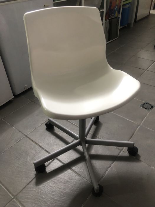 Cadeira giratoria de secretaria