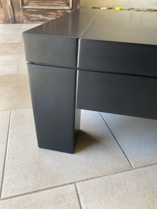 Mesa de centro preta
