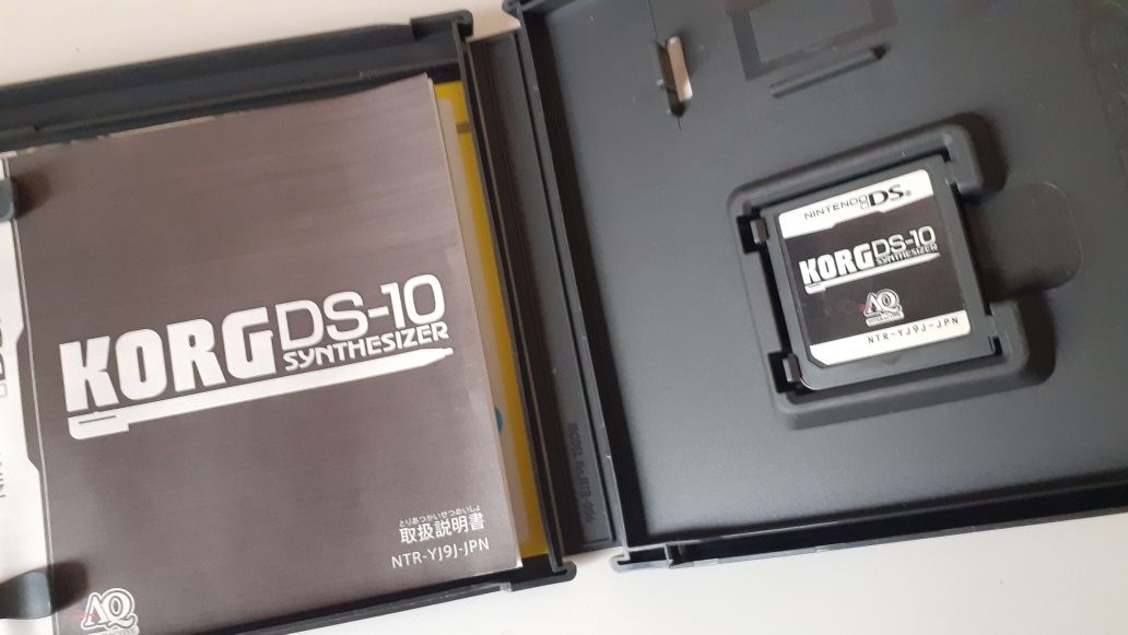 Nintendo DSi com caixa + Korg DS10