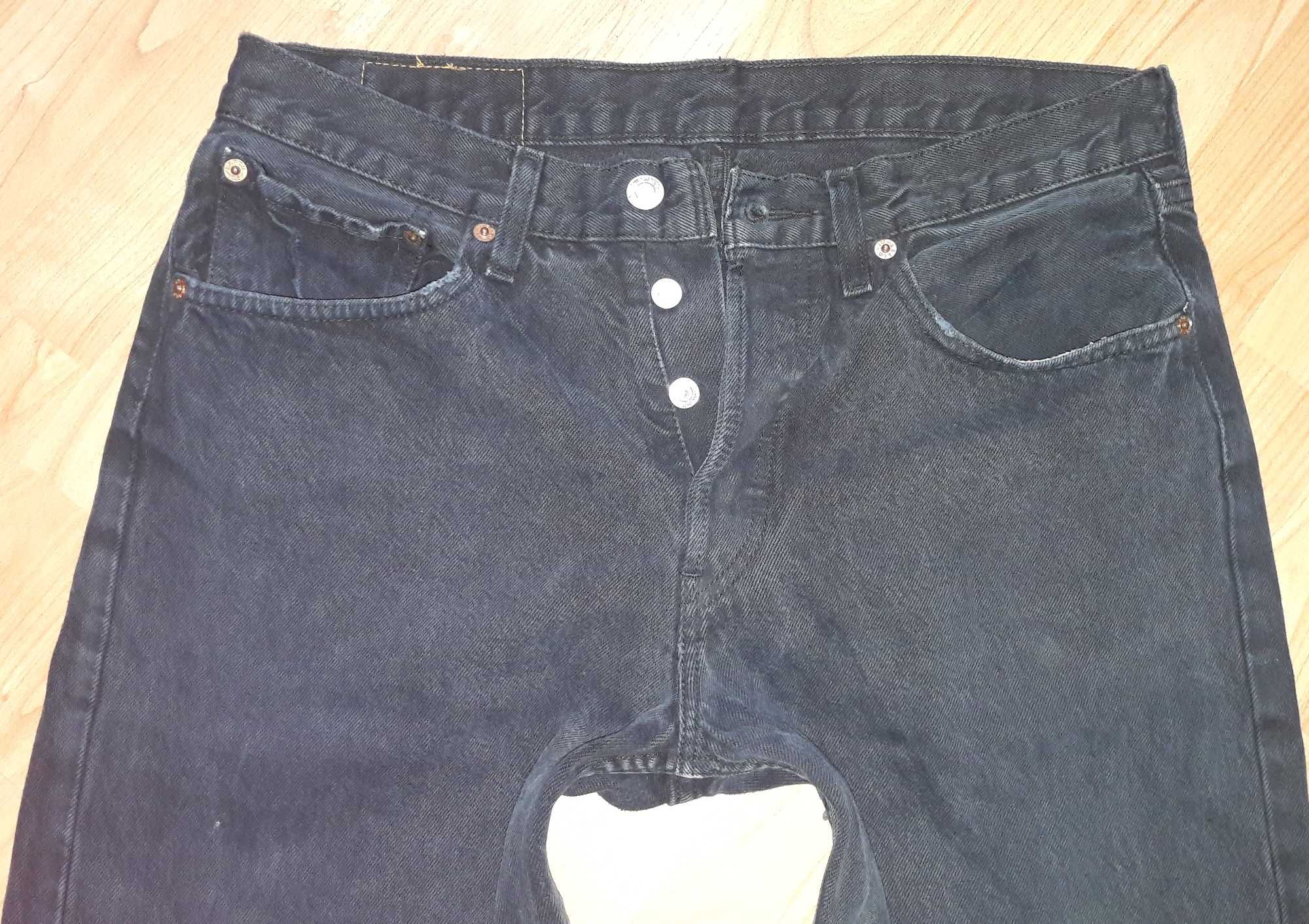 Ciemne spodnie meskie jeans Levis 501 W31L32