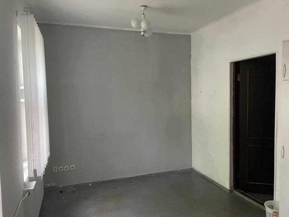 Оренда офіса 19/14/8 м2 в Чернігові р-н РАЦС/ВАЛ.