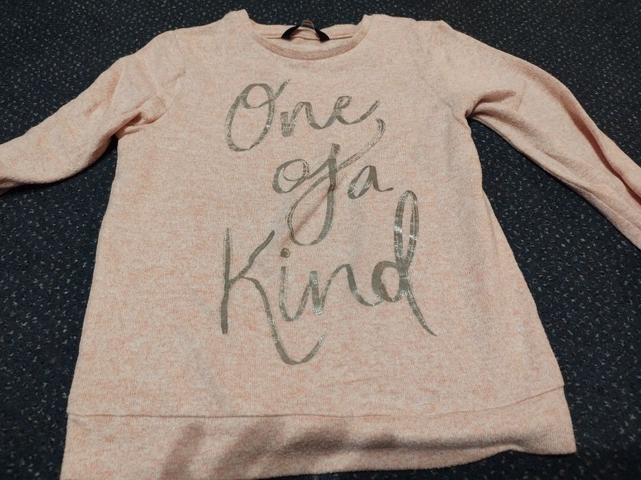 Sweterek dla dziewczynki