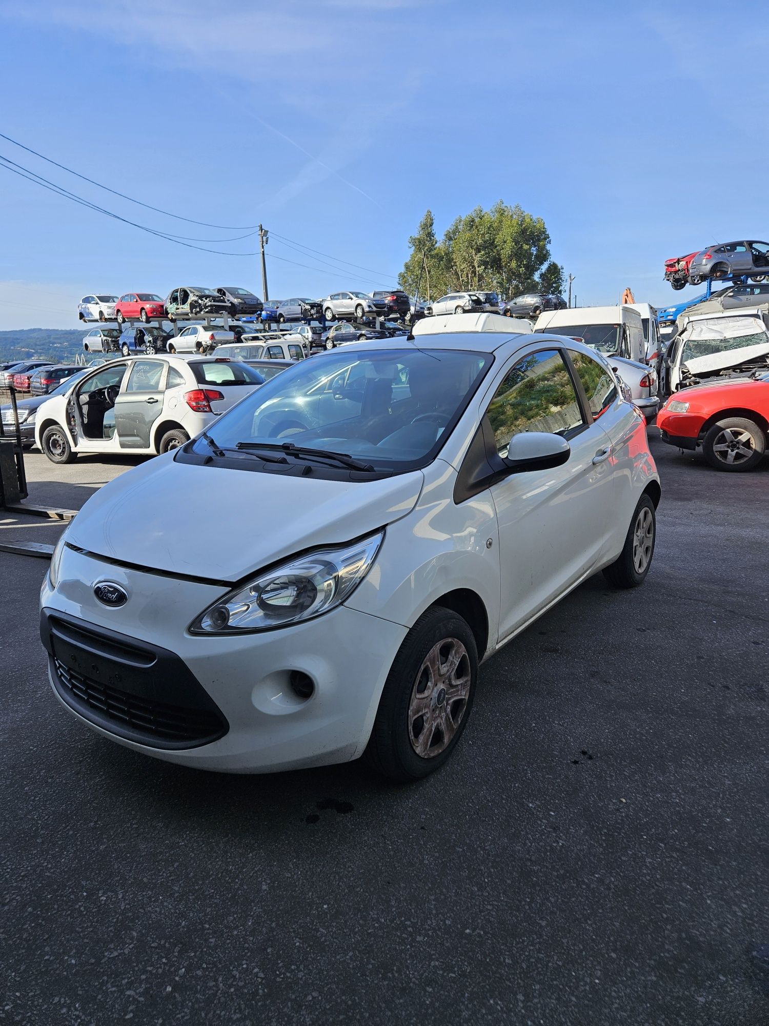 Ford KA 1.2i de 2010 para peças
