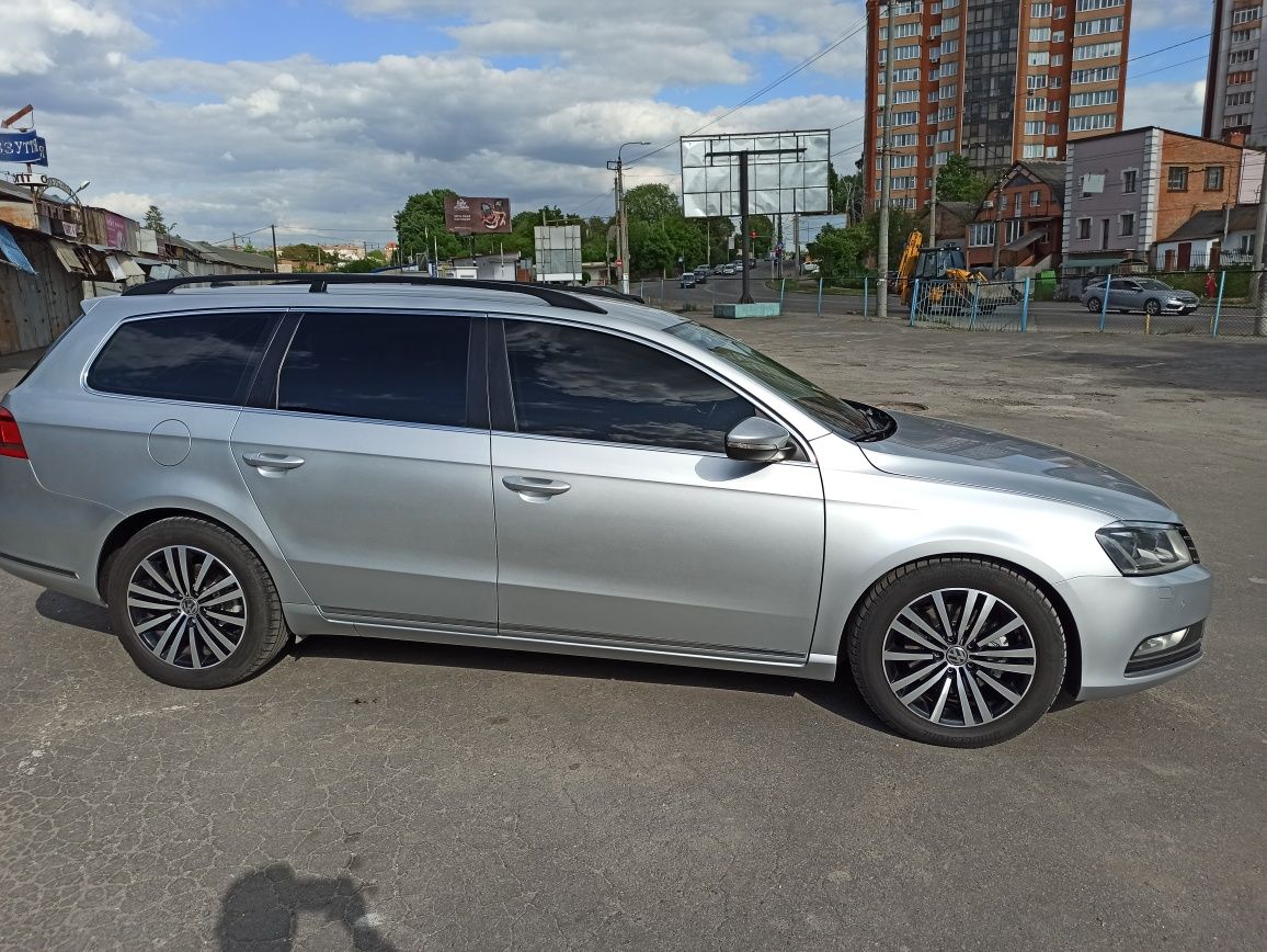 Продам Passat B7 2.0 TDI DSG 2014