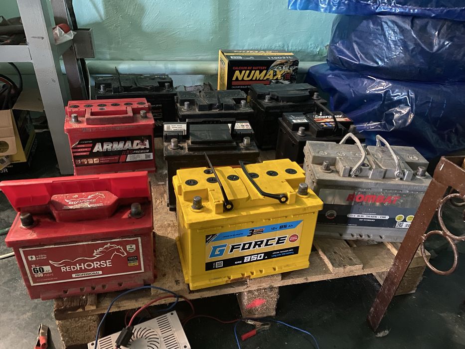 Продам б у  вживані акб акумулятори 50 60 65 75 85 100