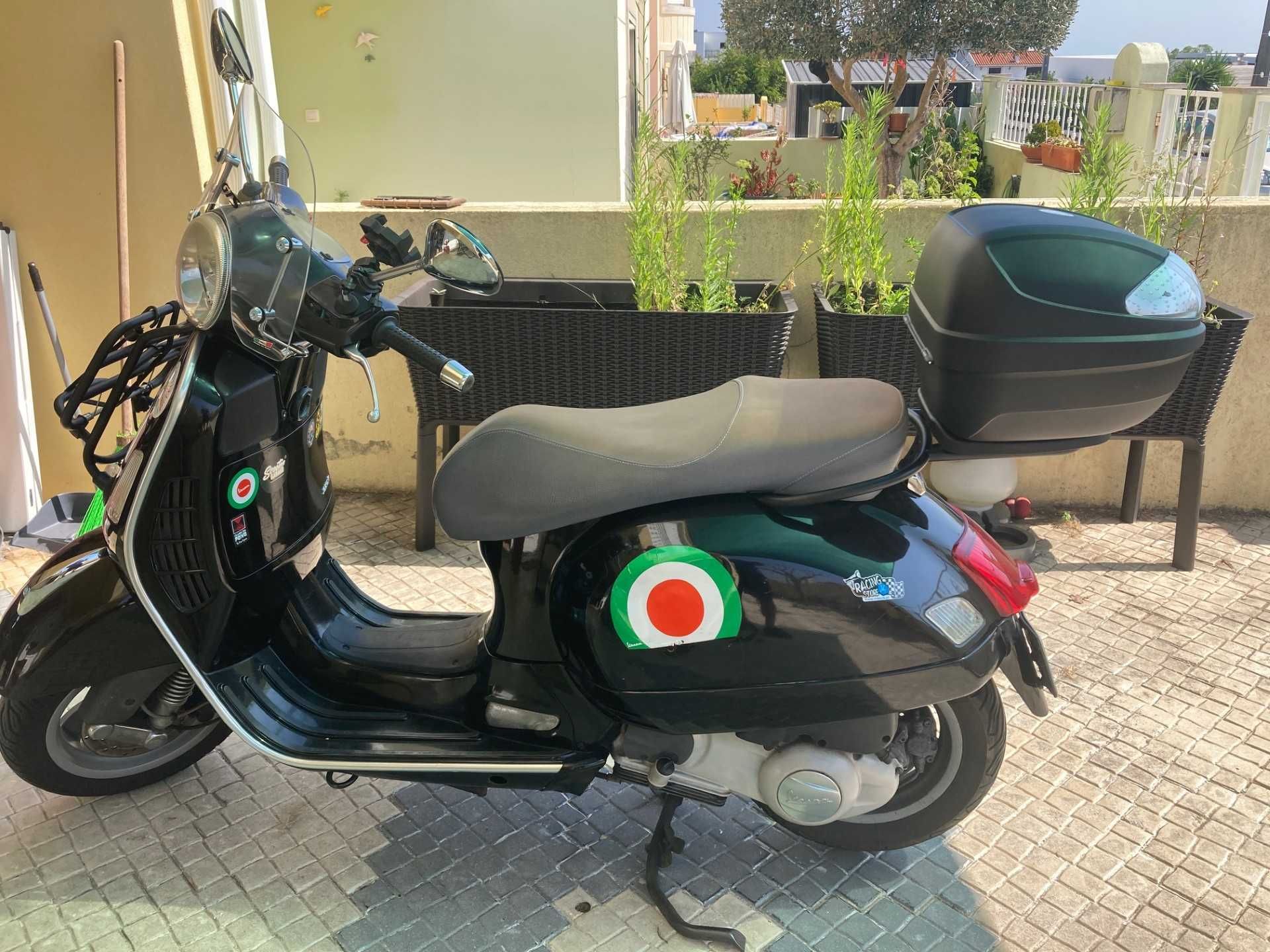 Vespa GTS 250 ie