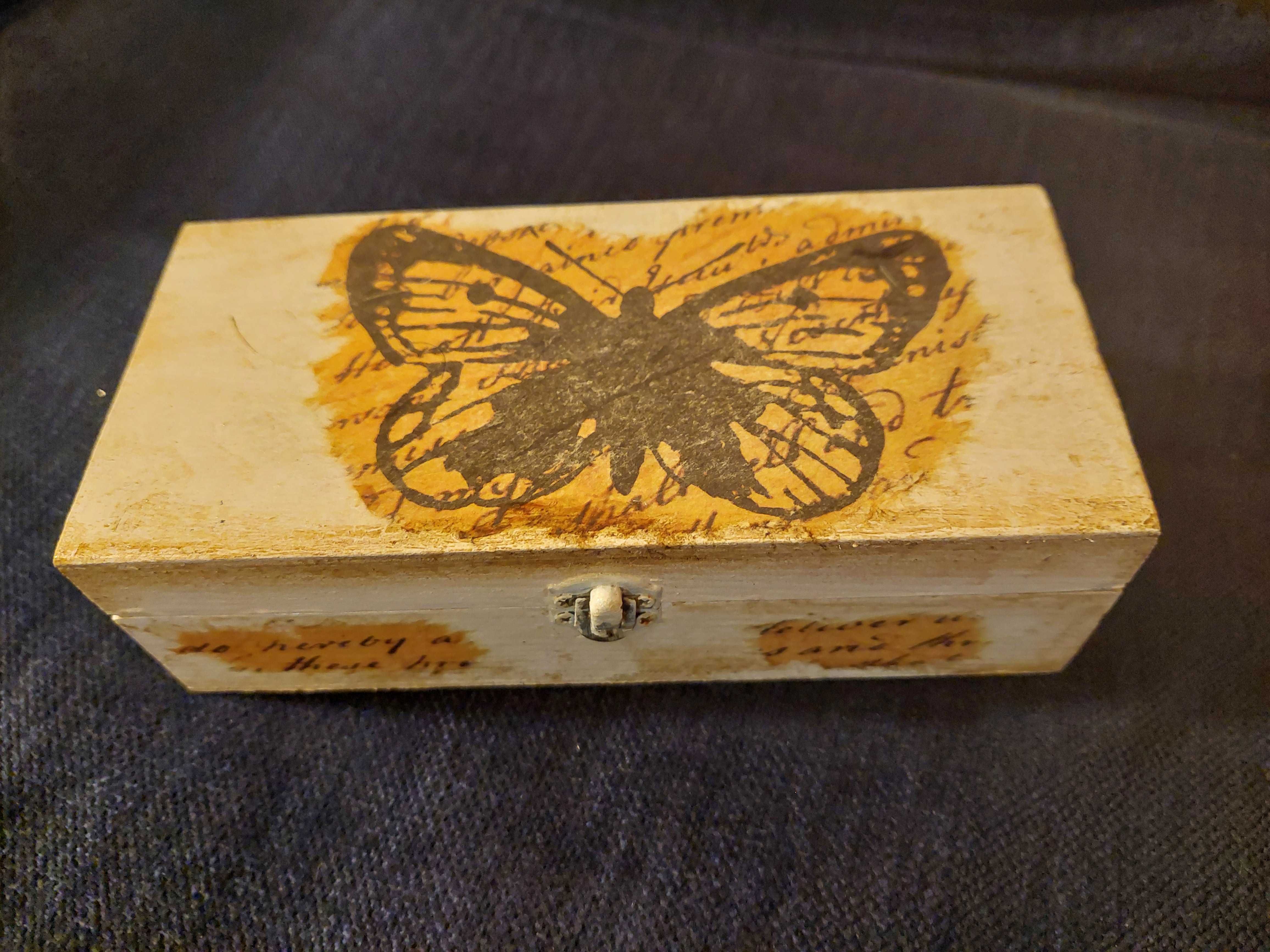 Drewniane pudełko dequpage