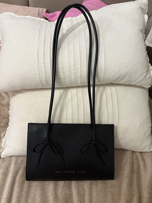 Torebka Chylak z uroczymi kokardkami