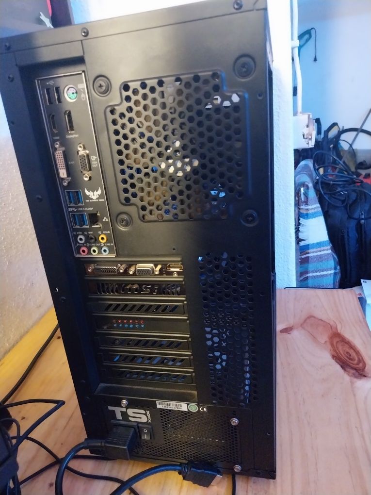 Torre pc gaming  Intel I5 3.2Ghz; PRECiSA REPARACAO;
