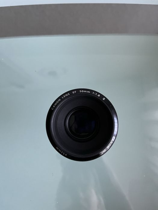 Фотоаппарат Canon 550d с портретником и китовым об-вом + кофр, бустер