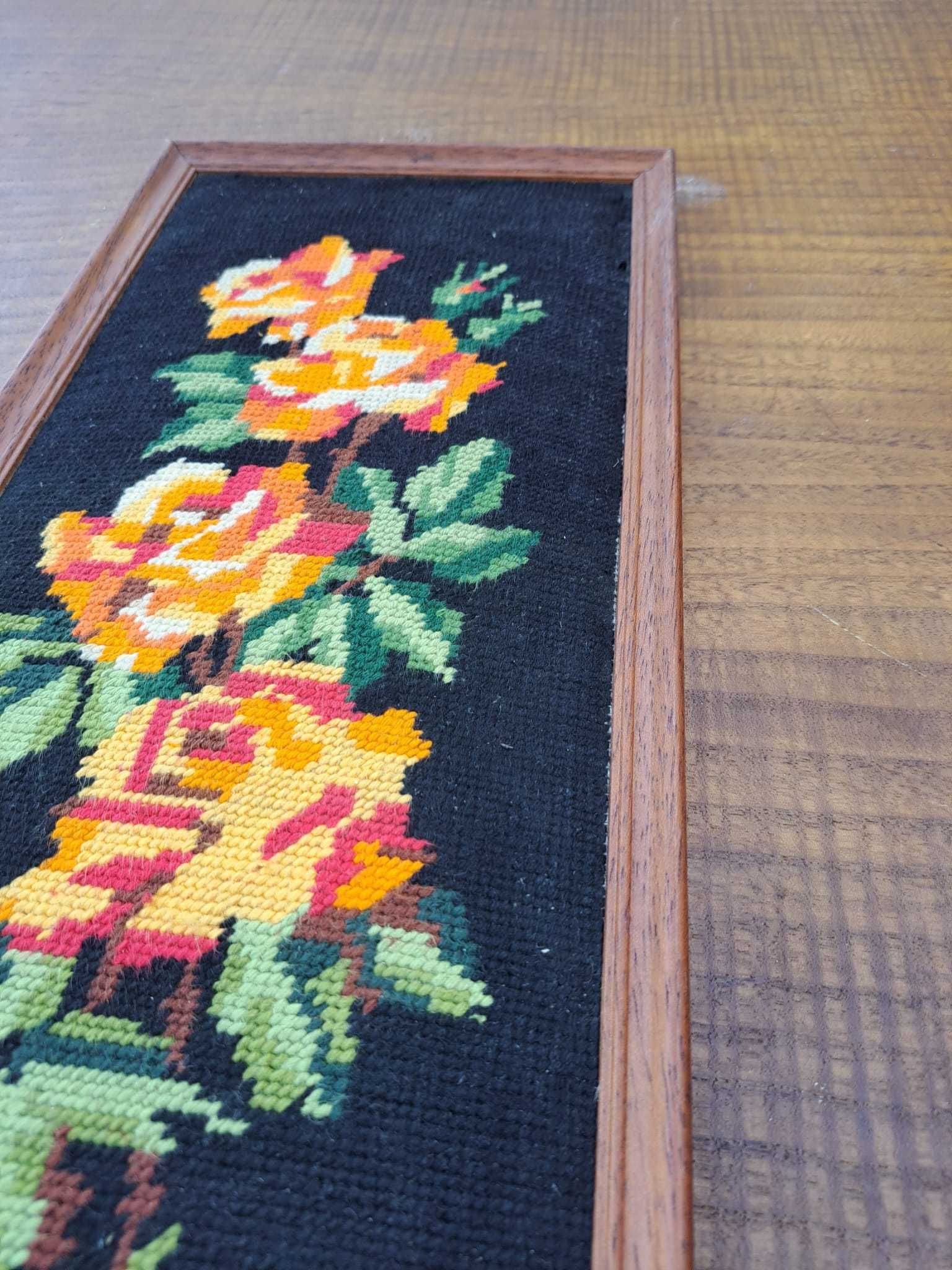 Quadro com bordado (canevas)