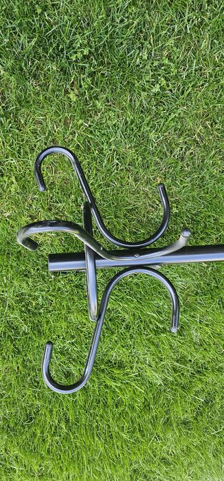 Wieszak czarny wolnostojący