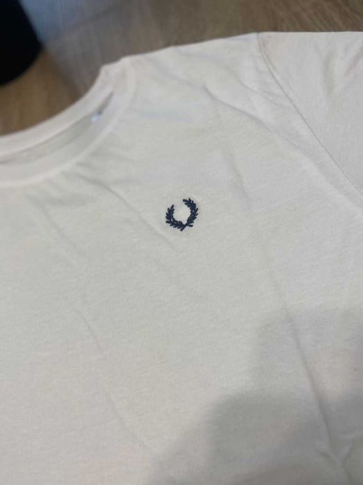 T-shirt bordada S