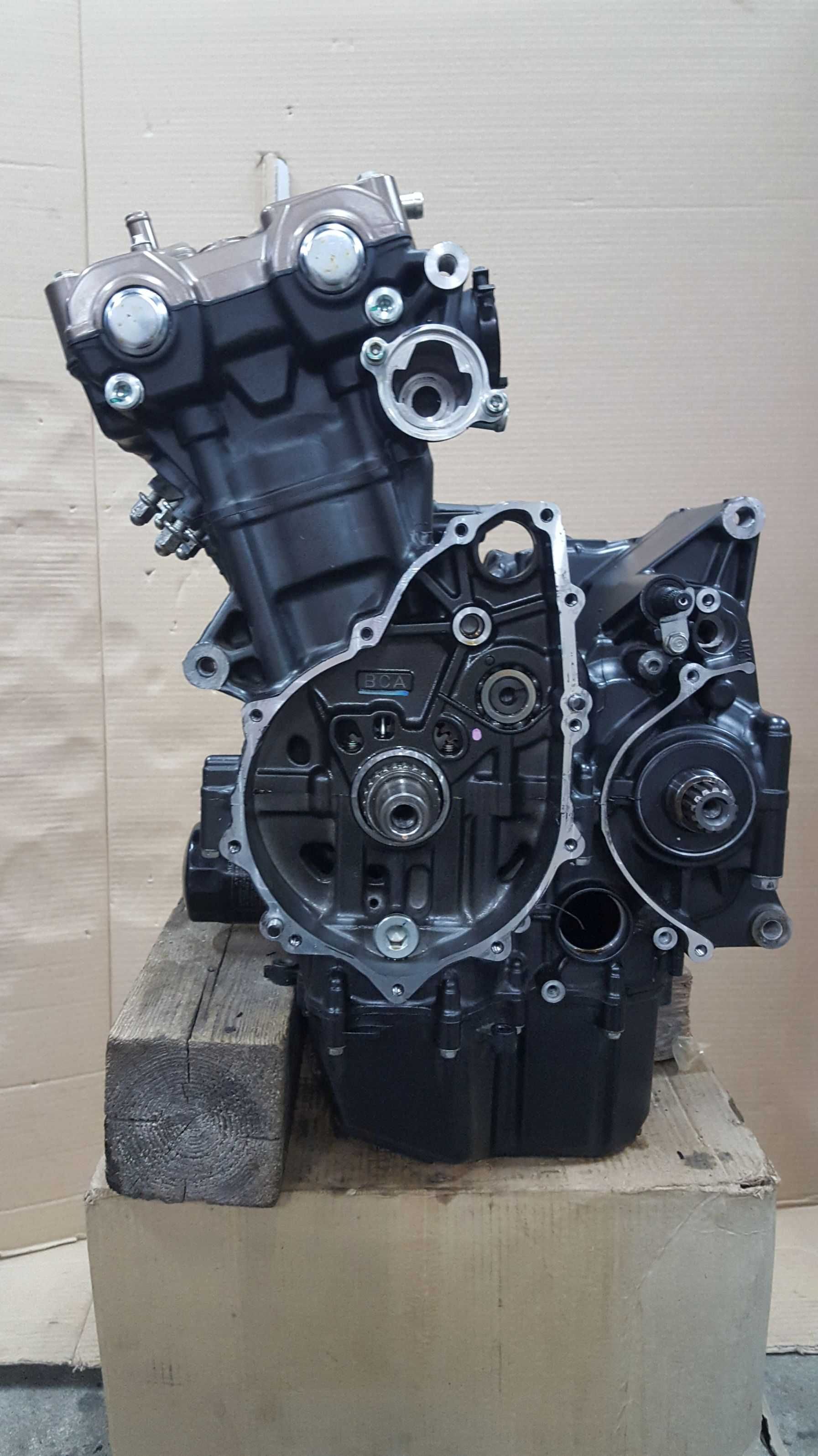 Silnik CB500 CBR500 IDEAL Honda słupek 2019- cb500r cb500f PC62E