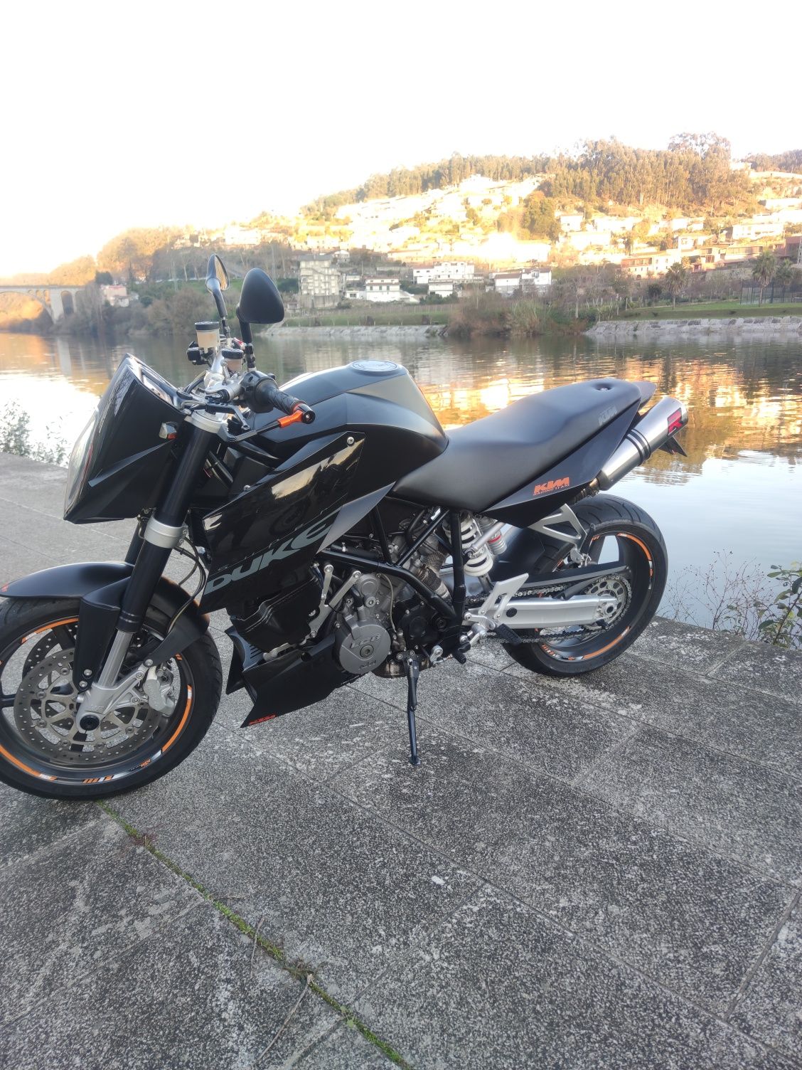 KTM 990 Super Duke