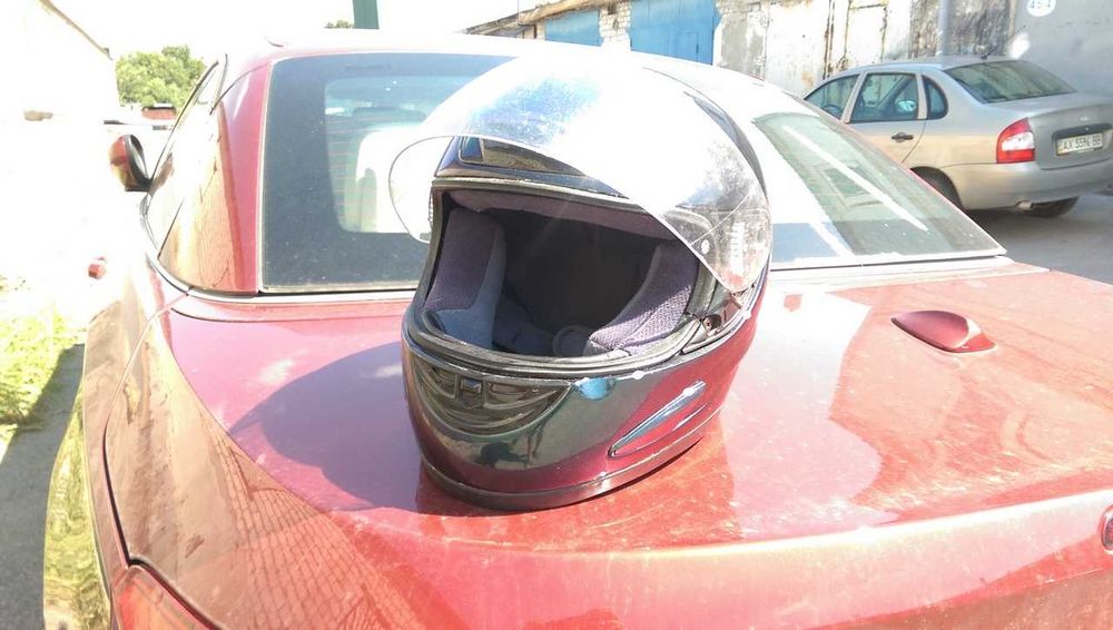 Шлем интеграл в отличном состоянии(Хамелеон)