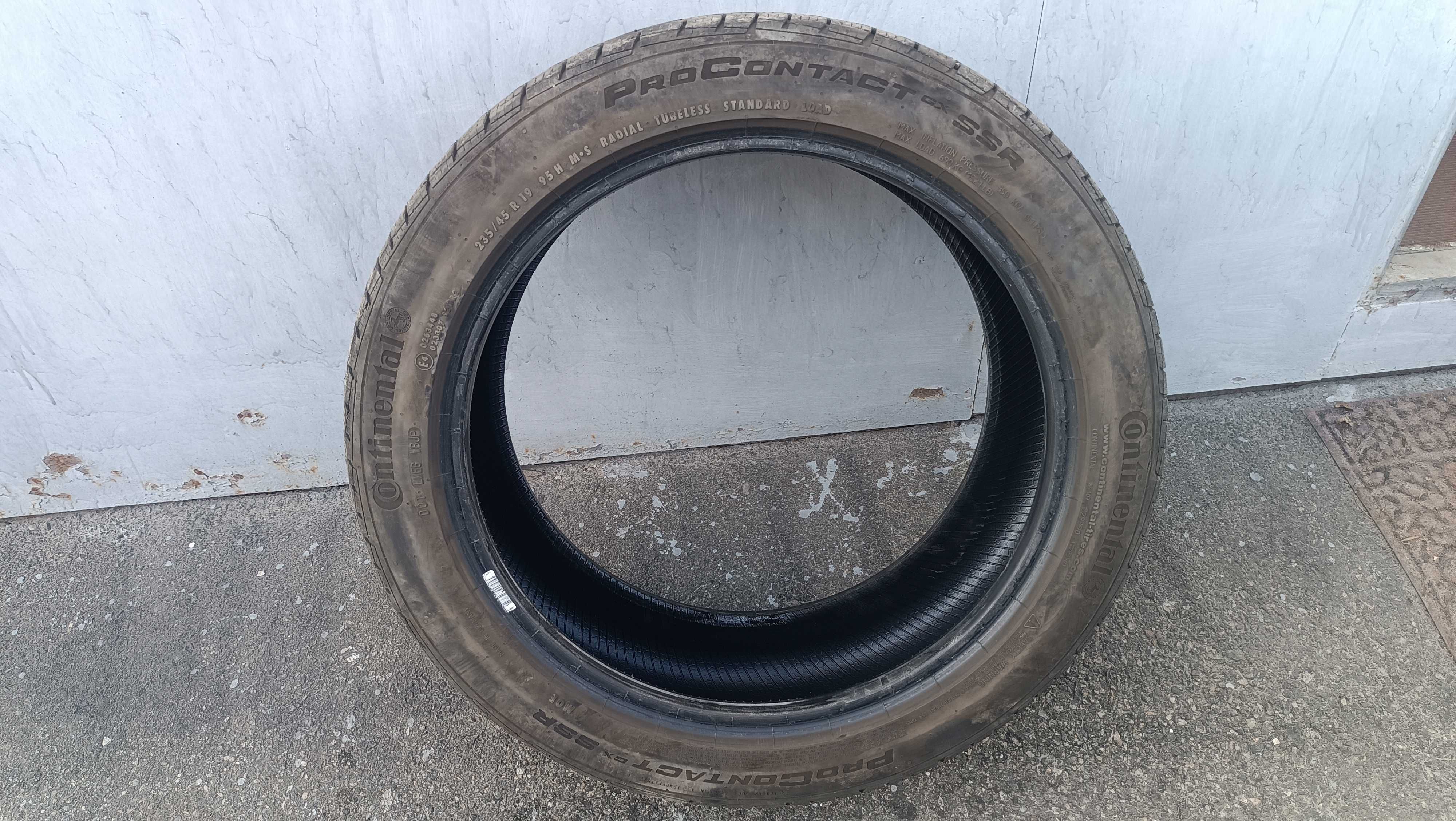 Колесa 235/45 R19 Continental