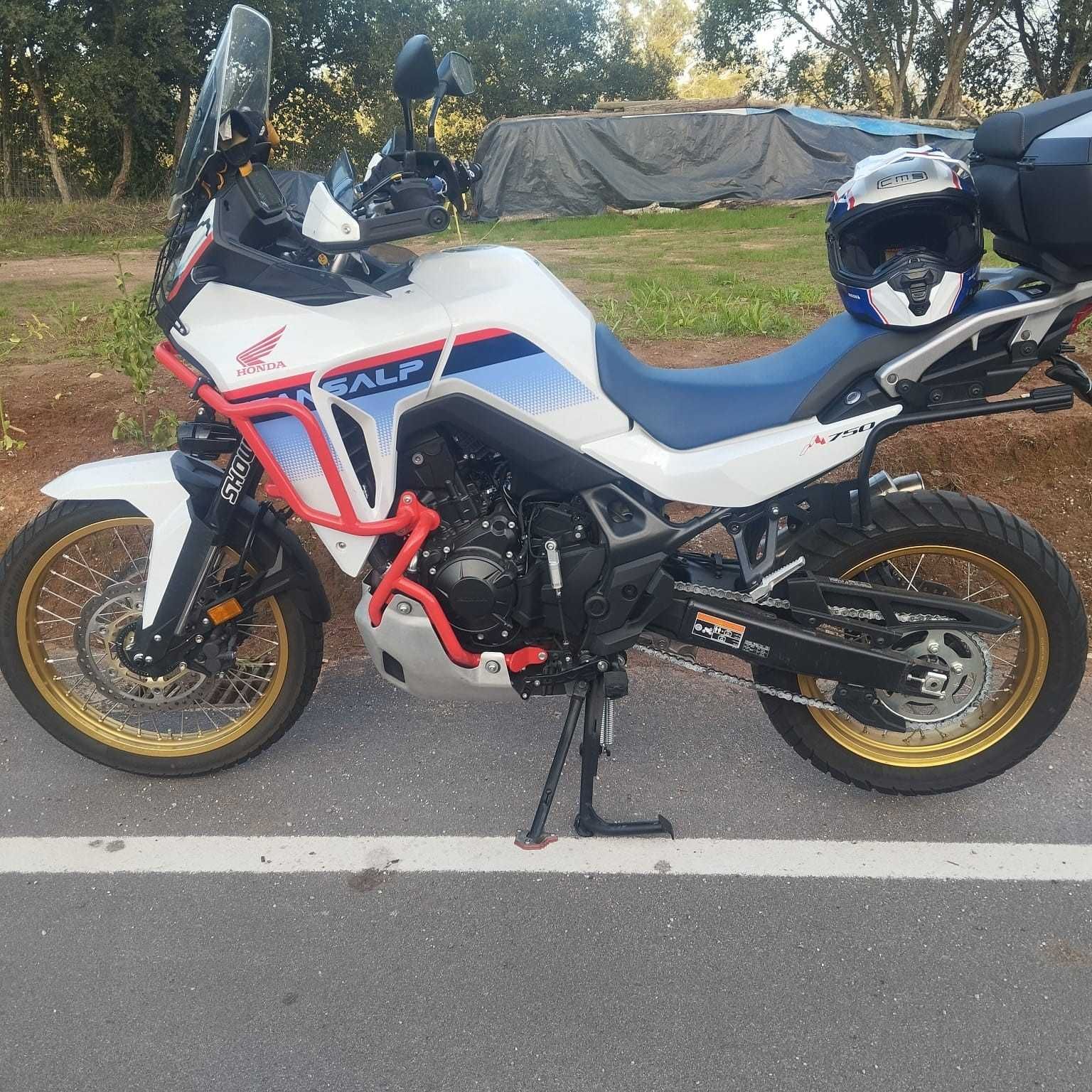 Descanso Central Honda Transalp 750