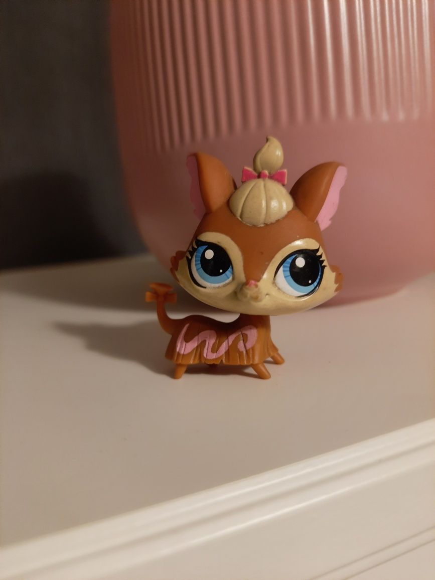 LPS Littlest Pet Shop